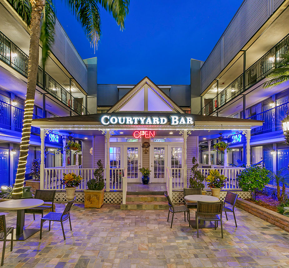 Courtyard Bar