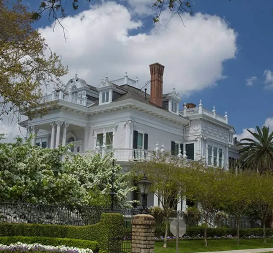  Garden District